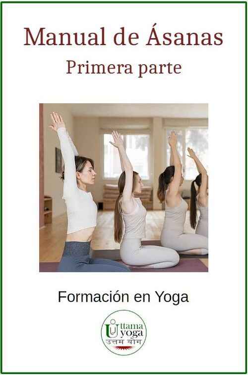 Personas practicando Yoga