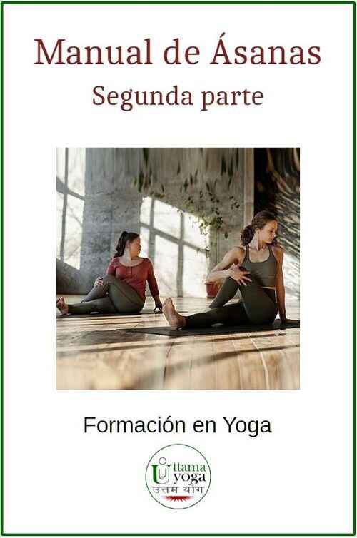 Personas practicando Yoga